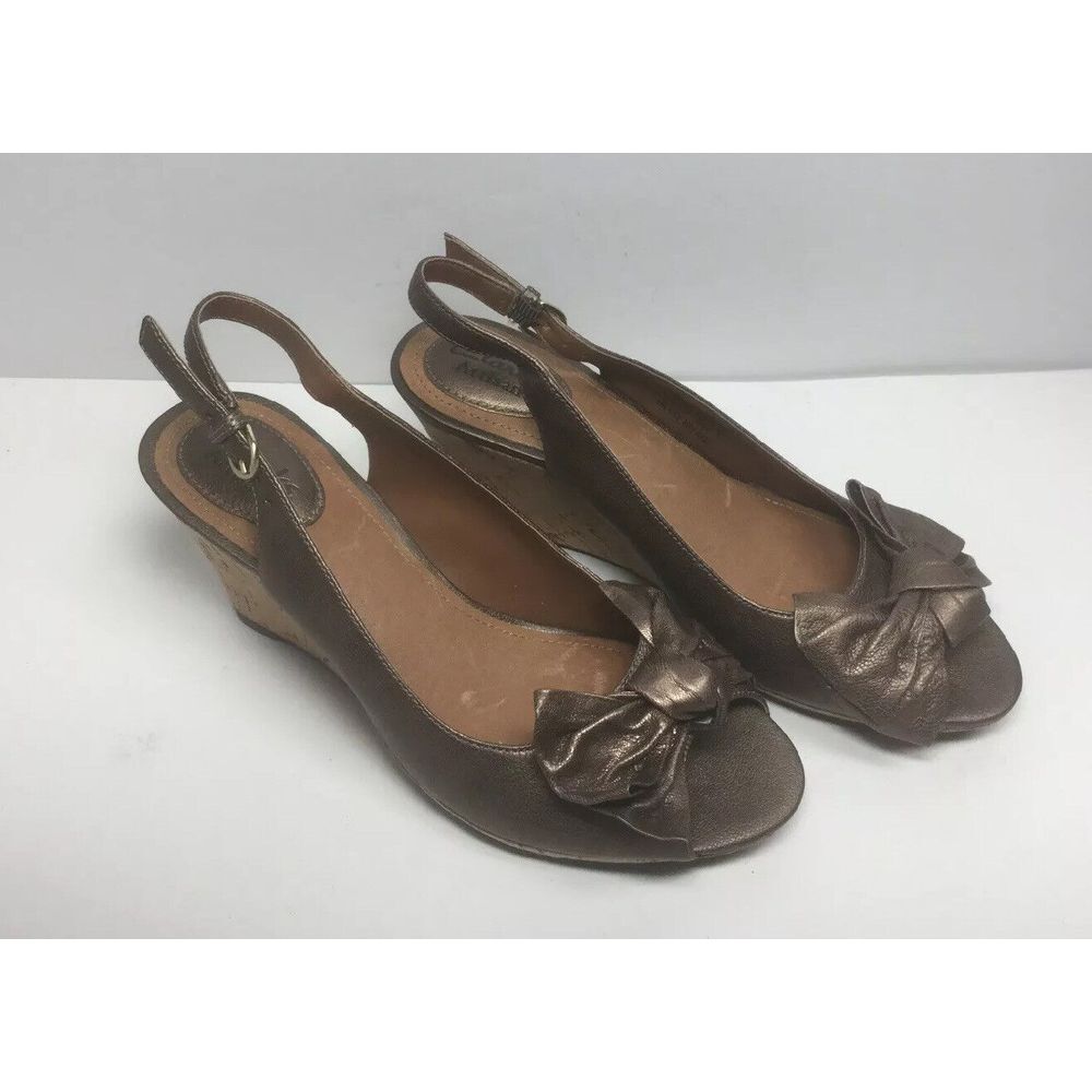Clarks Artisan Slingback Wedge Shoes‎ Size 7.5 Women Brown Metallic Open Toe